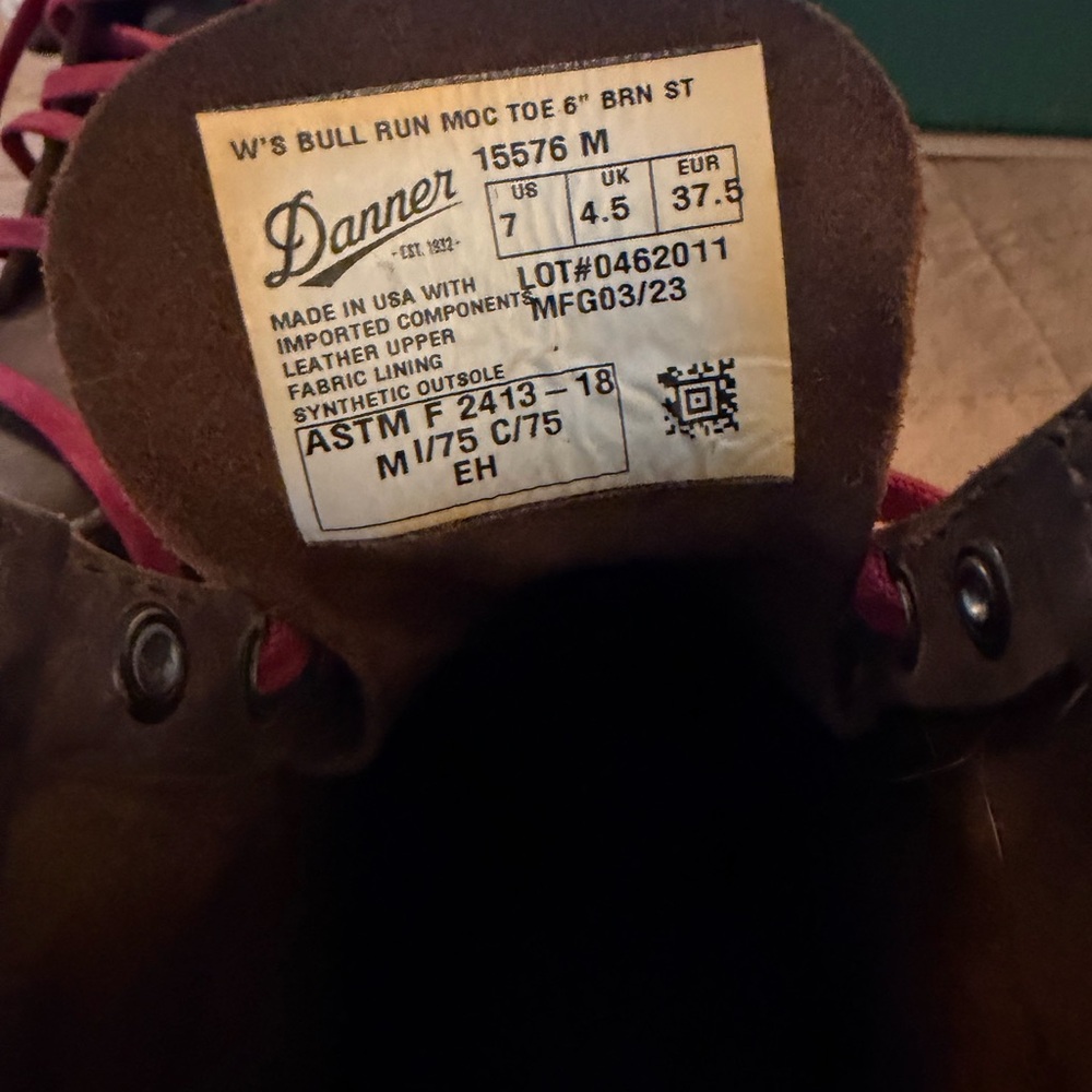 Danner women's Brown Leather Moc Toe Boots with Red Laces - Picture 4 of 4